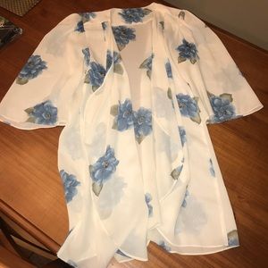 VINTAGE Floral Kimono